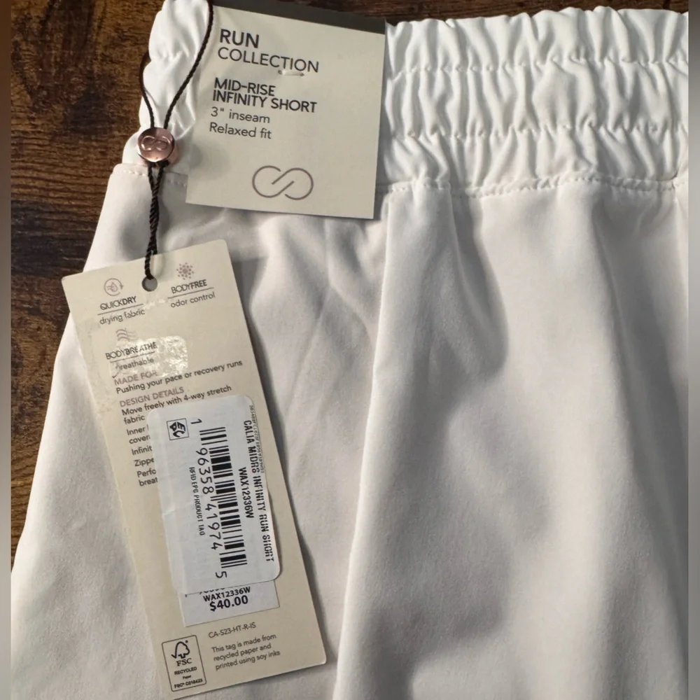 CALIA Run Collection White Mid-Rise Shorts | Size Small | NWT - Picture 3 of 6